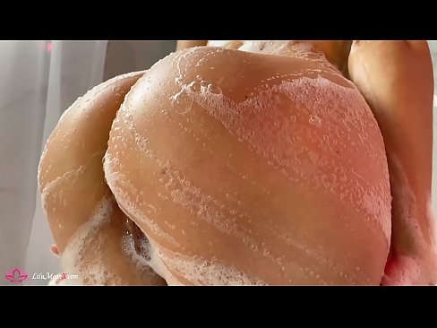 ❤️ La morena es masturba el cony amb un vibrador fins a un orgasme intens a la dutxa ❤️❌ Porno al ca.porngifer.ru ❌️