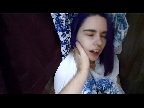 ❤️ Vaig trobar la meva germana a l'armari i la vaig ajudar a correr-se ❤️❌ Porno al ca.porngifer.ru ❌️